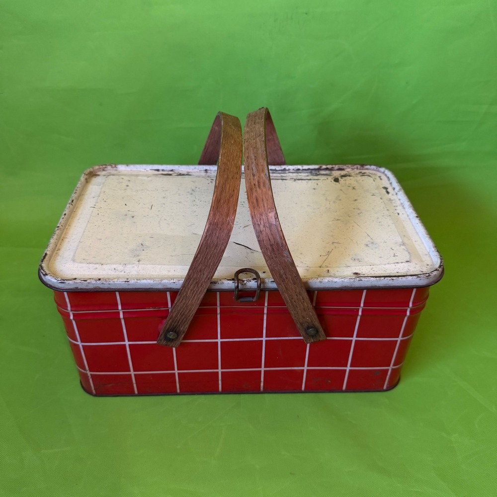 Vintage WWII 40s Golden Cookies Watertown Mass Tin Picnic Basket Red Grid Wood